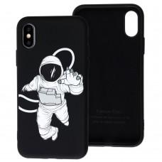 Чехол для iPhone X / Xs Liquid "космонавт" черный