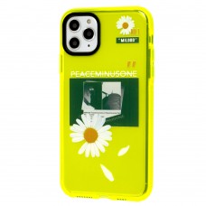 Чехол для iPhone 11 Pro Max Neon print ромашка желтый / зеленый